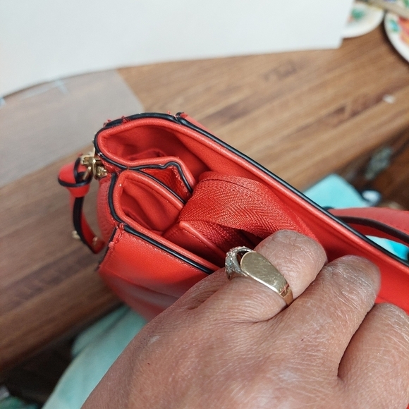 ALDO Candy Apple Red Tote Bag Purse - Picture 9 of 16